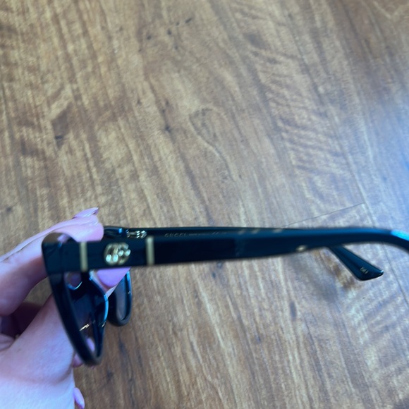 NWT GUCCI SUNGLASSES - Picture 3 of 4